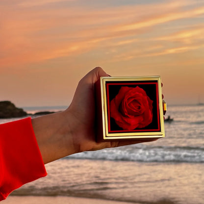 Rosa e Collana Cuore Amore Eterno – Set Regalo Esclusivo